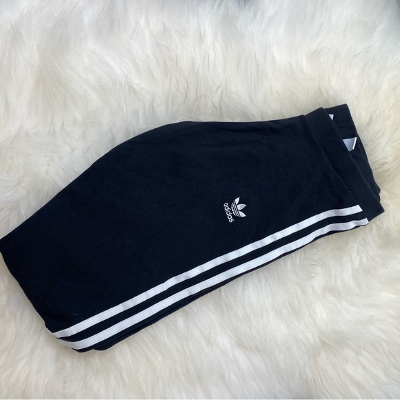 Adidas leggings black xs like new! Leggings - Picture 2 of 5